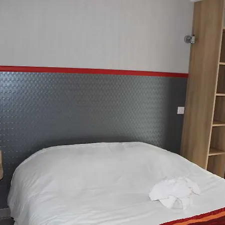 Отель The Originals City, Albizia, Сарла-ла-Канеда